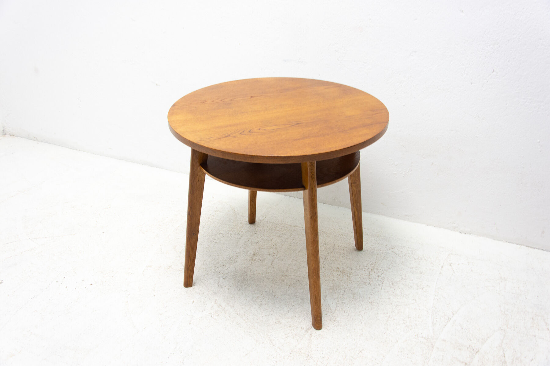 Fully restored oak coffee table, Czechoslovakia, 1960´s
