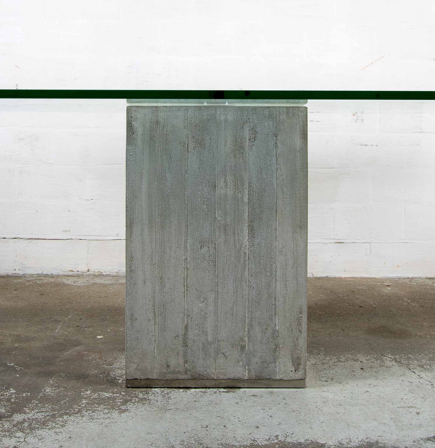 Sergio & Giorgio Saporiti dining table