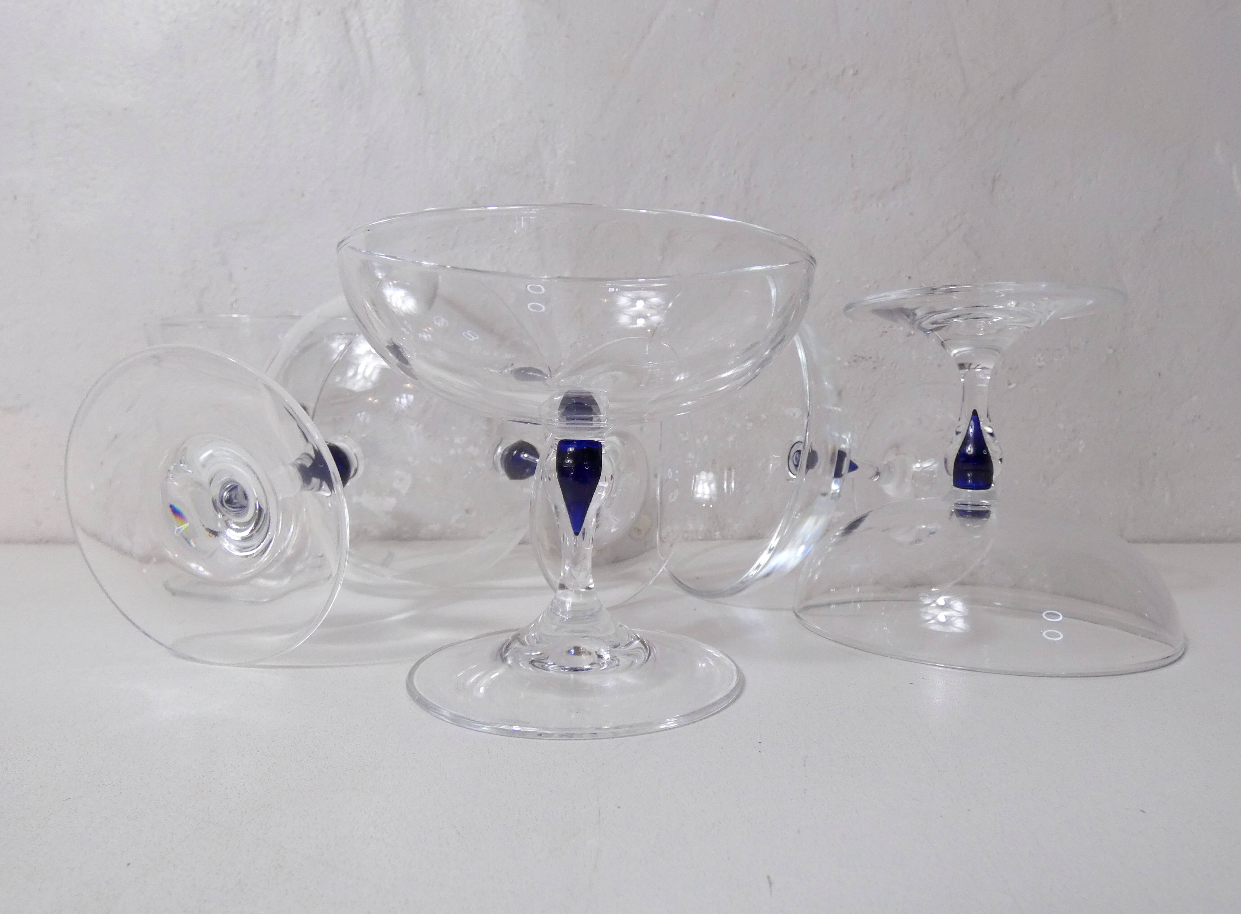 6 champagne glasses in Arques crystal Venice sapphire