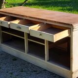 Grocery counter from the 30s