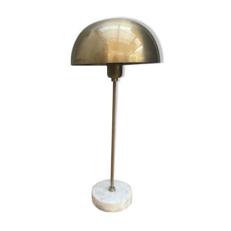 Golden foot lamp