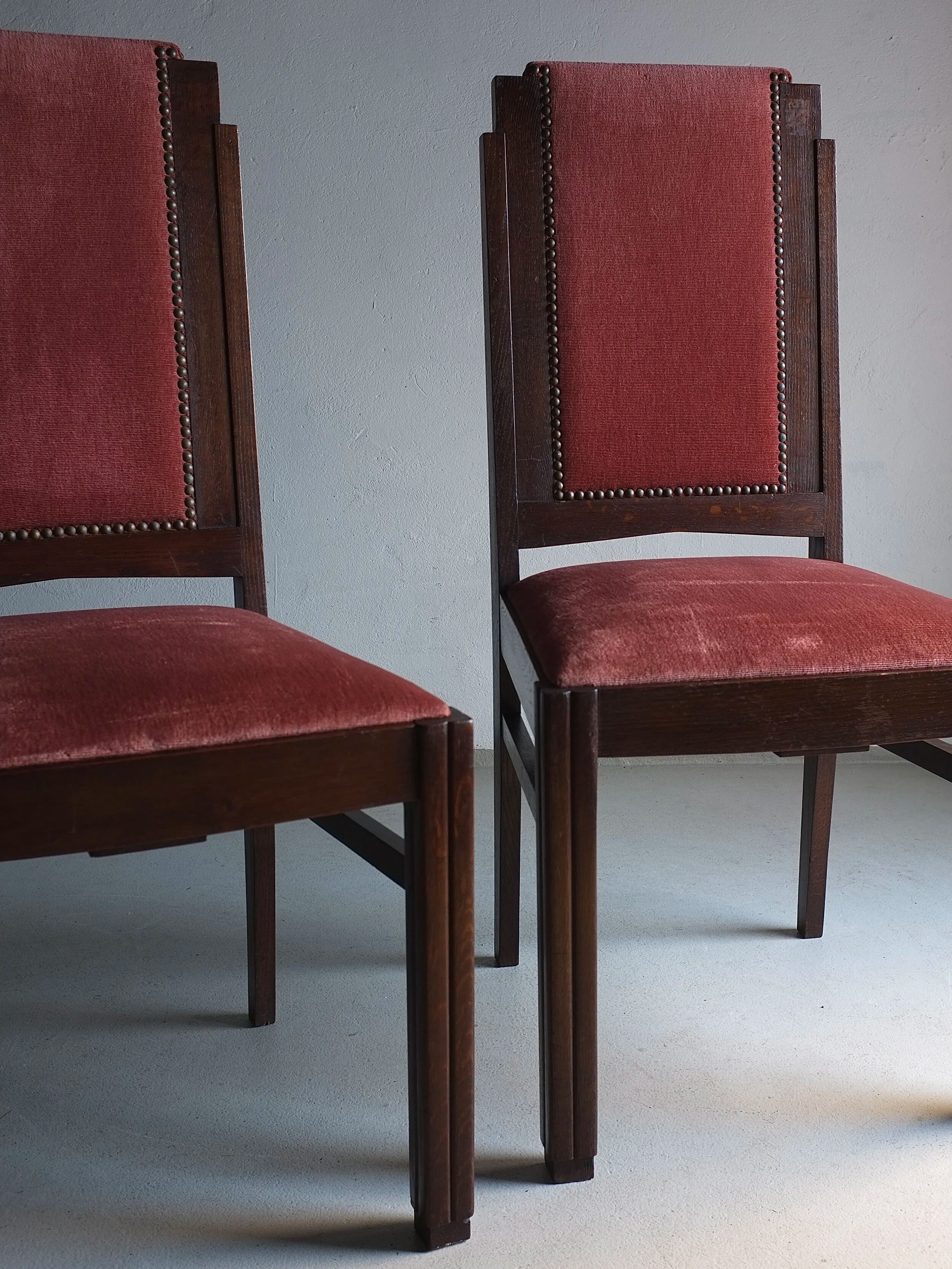 2 Amsterdam School oak chairs | Netherlands | 1920s
