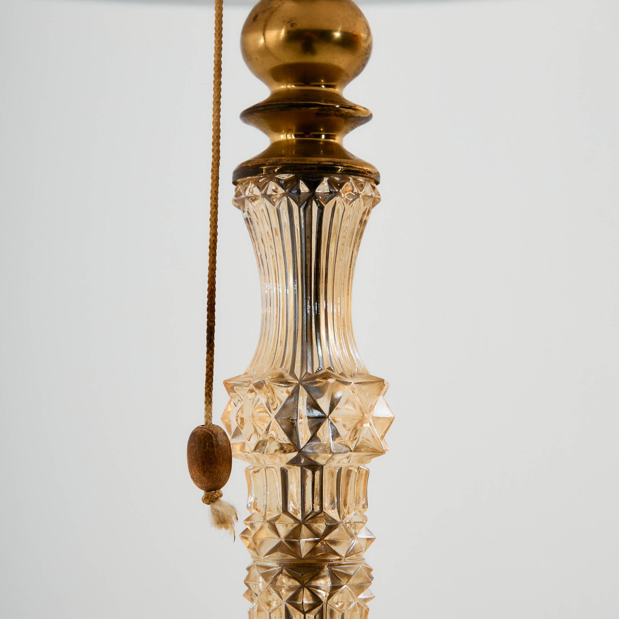 MK10968 Brass and crystal floor lamp