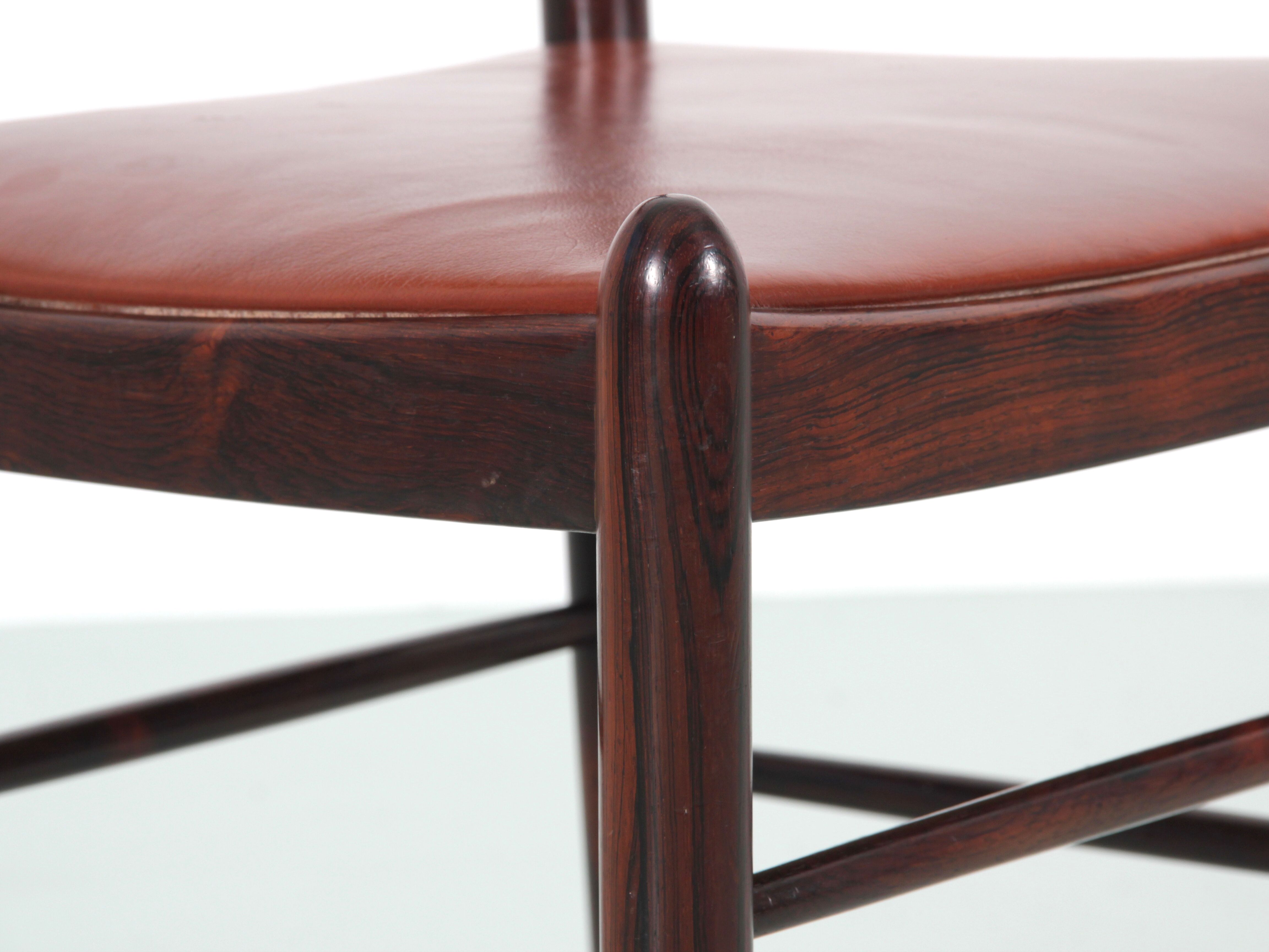 Suite of 4 Scandinavian chairs in Rio rosewood