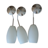 3 hanging lamps