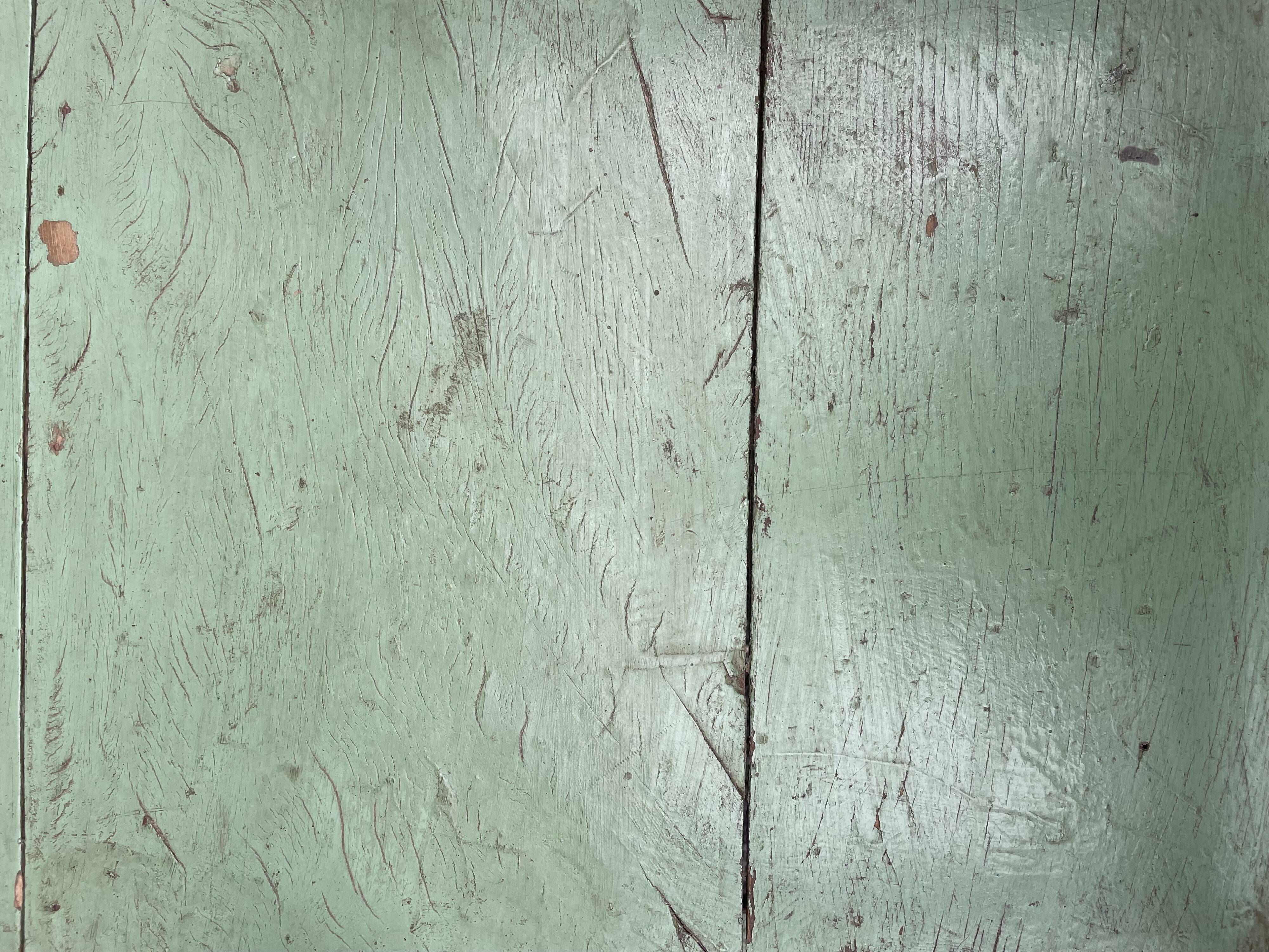 Indian chair in green lacquered wood