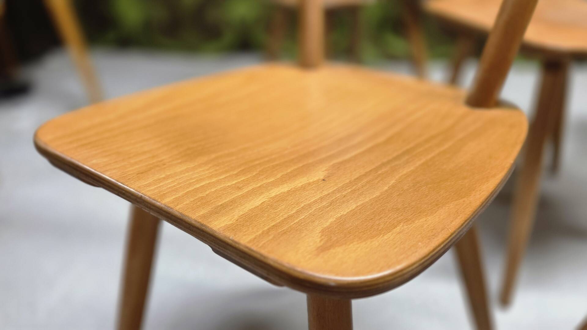 Lot of 6 Campagnard bistro chalet chairs 1960 vintage