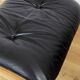 Fauteuil et pouf Charles & Ray Eames pour Herman Miller