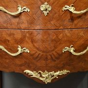 Commode en Acajou, style Louis XV – 1ère Partie XXe