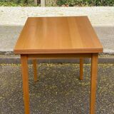 Rectangular Scandinavian dining table in wood for 8 people.