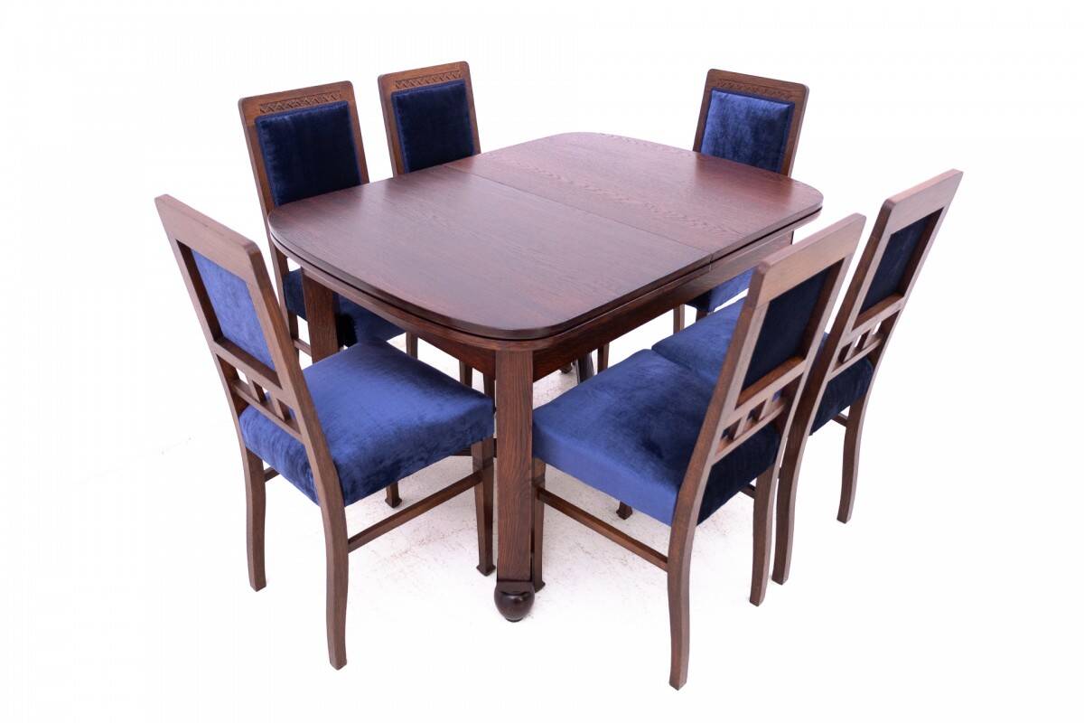 Table et chaises Art nouveau des années 1930. Après rénovation.