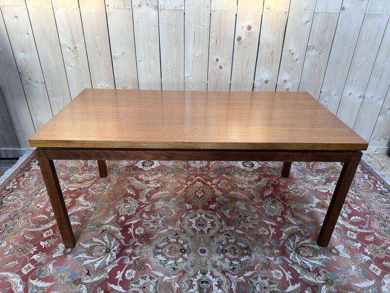 Table à manger de style Scandinave en acajou