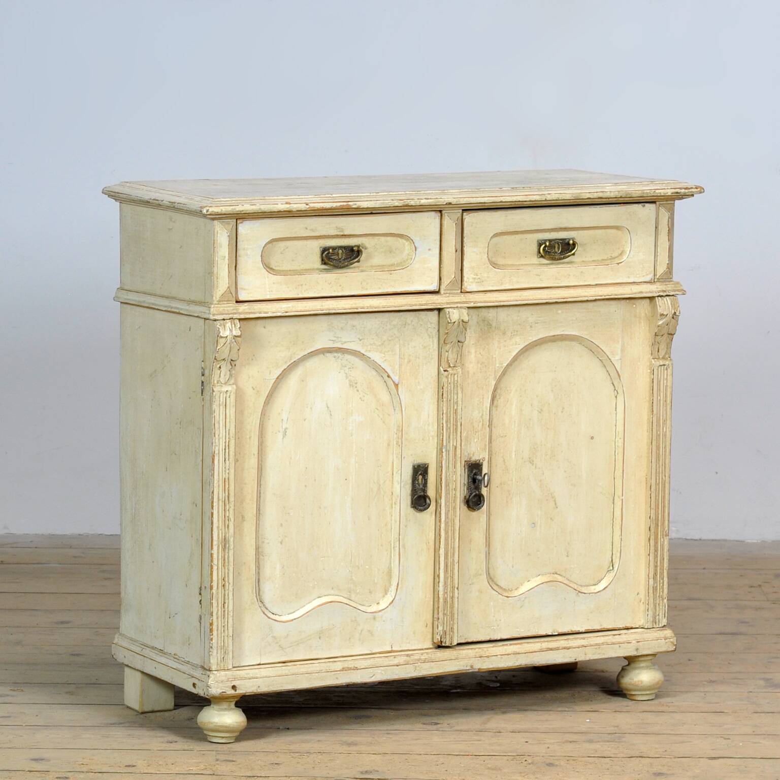 Pine dresser, 1910’s