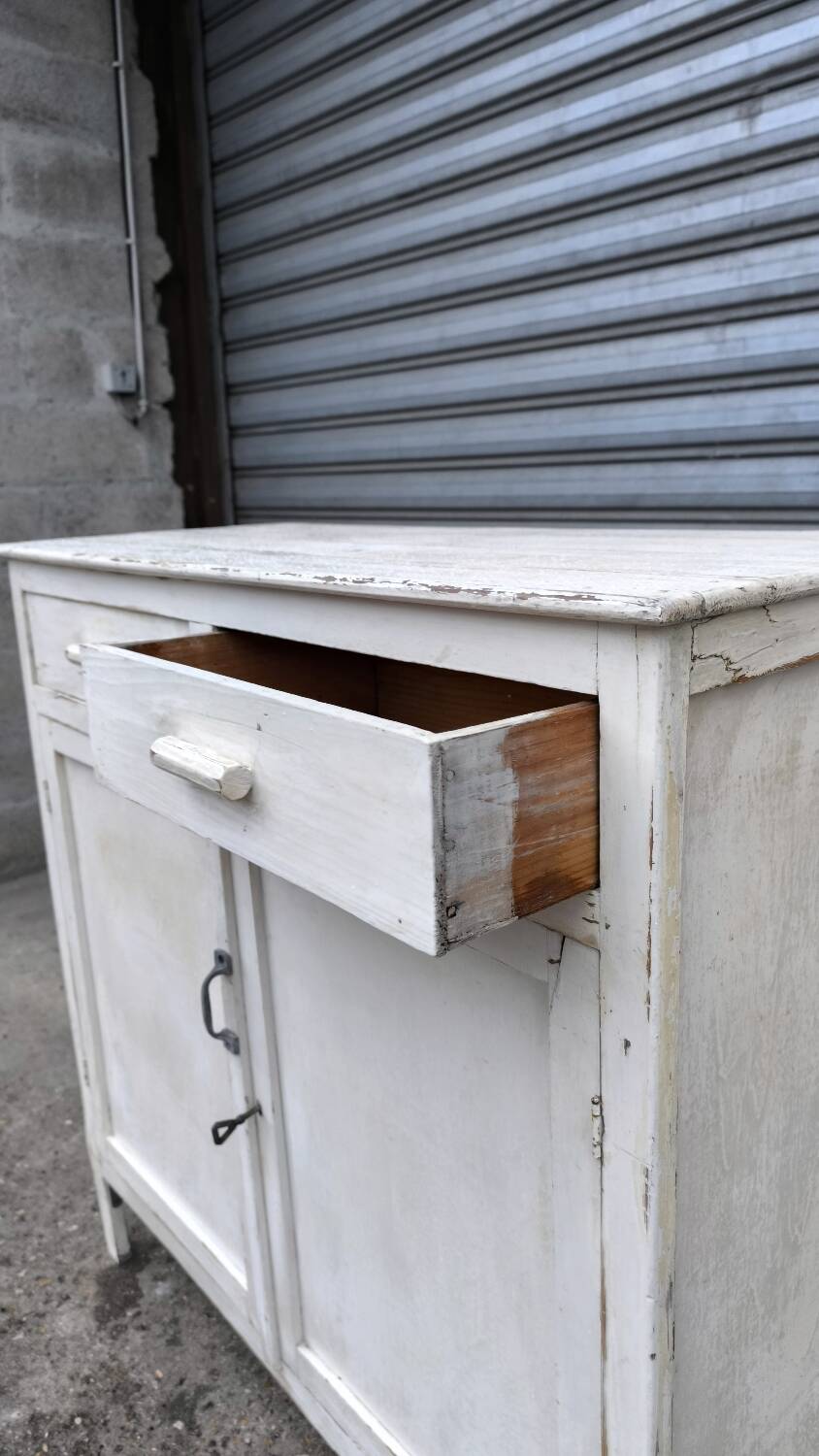 Parisian buffet from the 50s