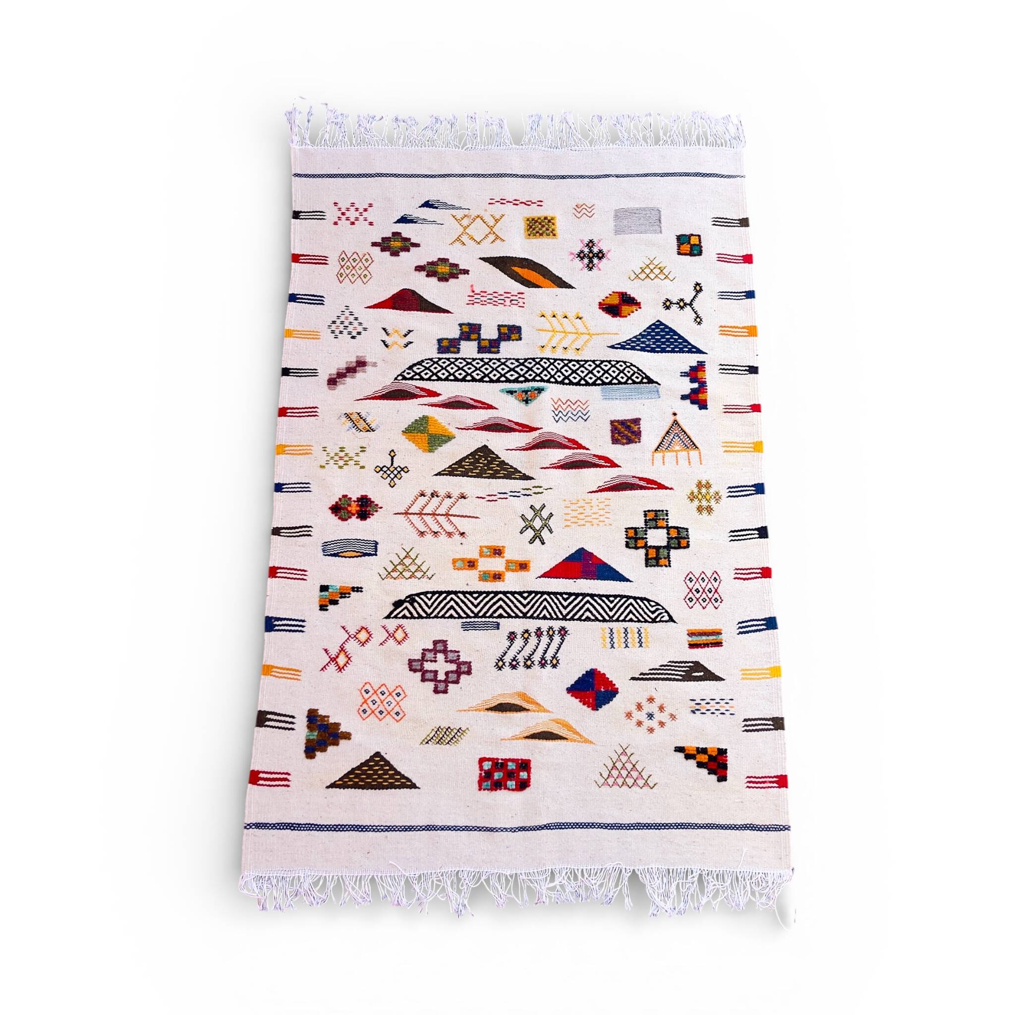 Moroccan kilim rug, handwoven Berber hallway rug in wool.