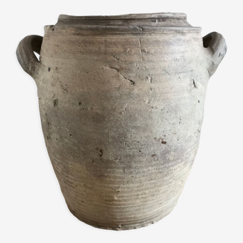 Raw stoneware pot