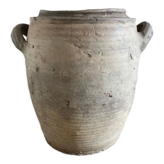 Raw stoneware pot