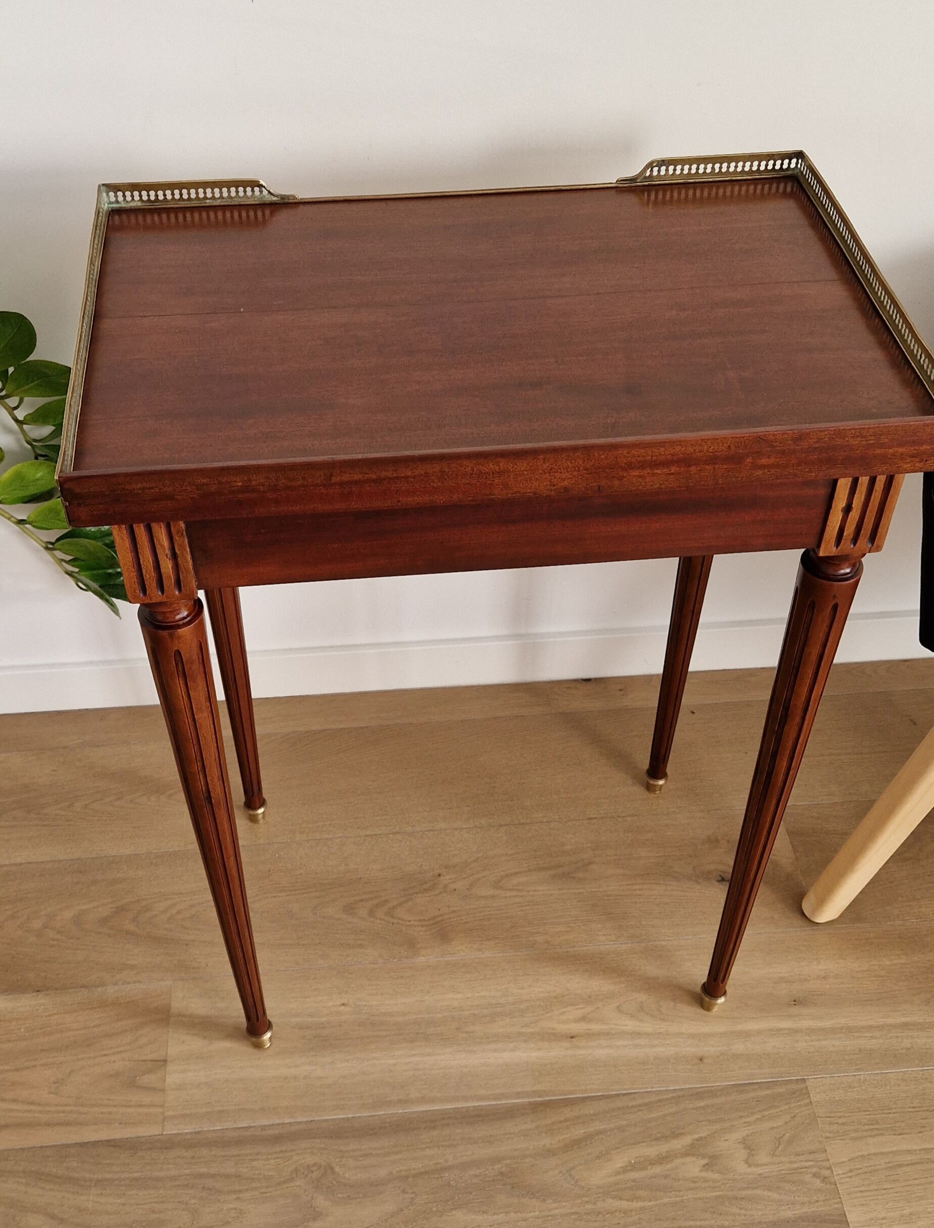 Kettle table Louis XVI mahogany style 1900