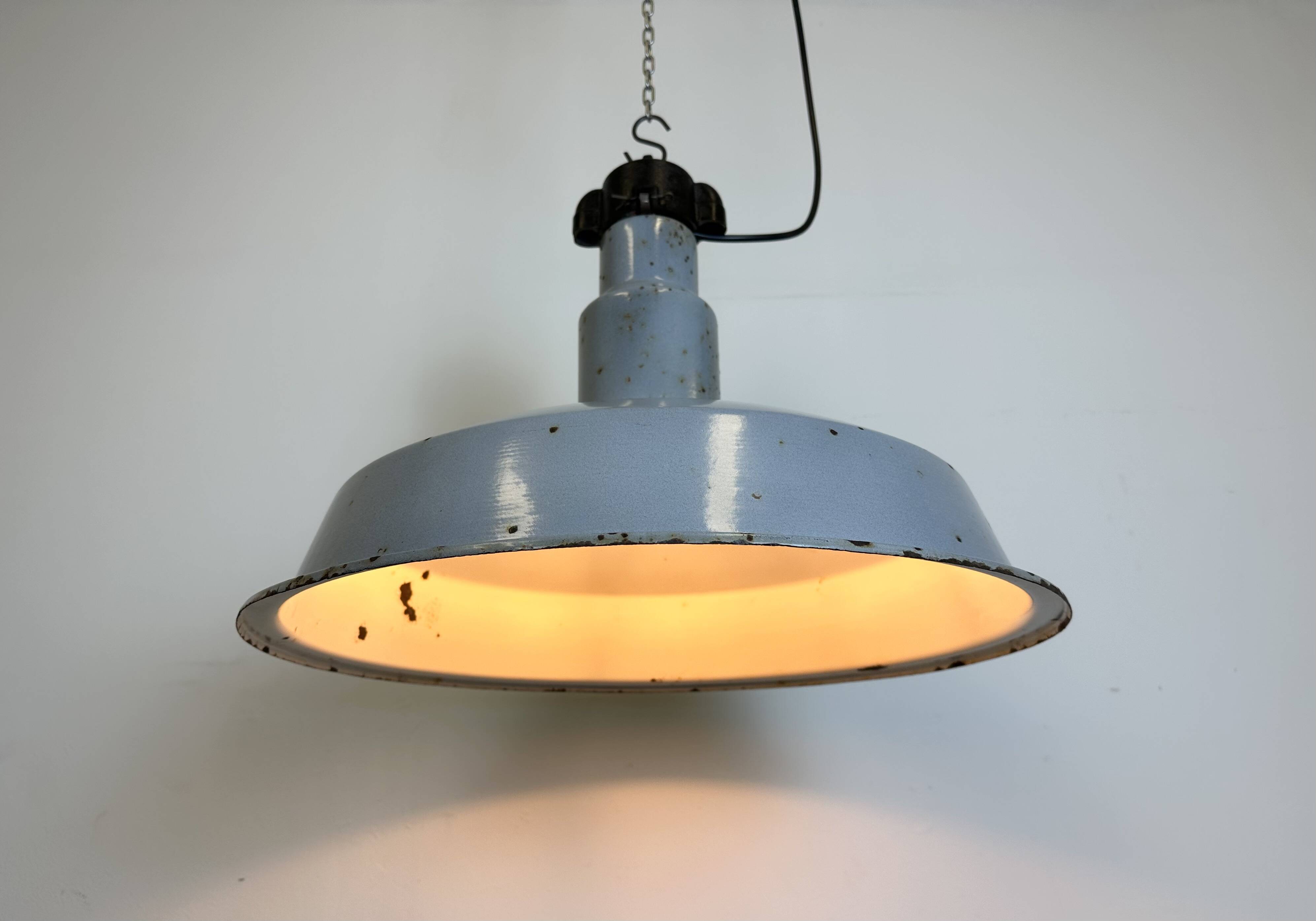 Large industrial midcentury grey enamel factory lamp, 1950s