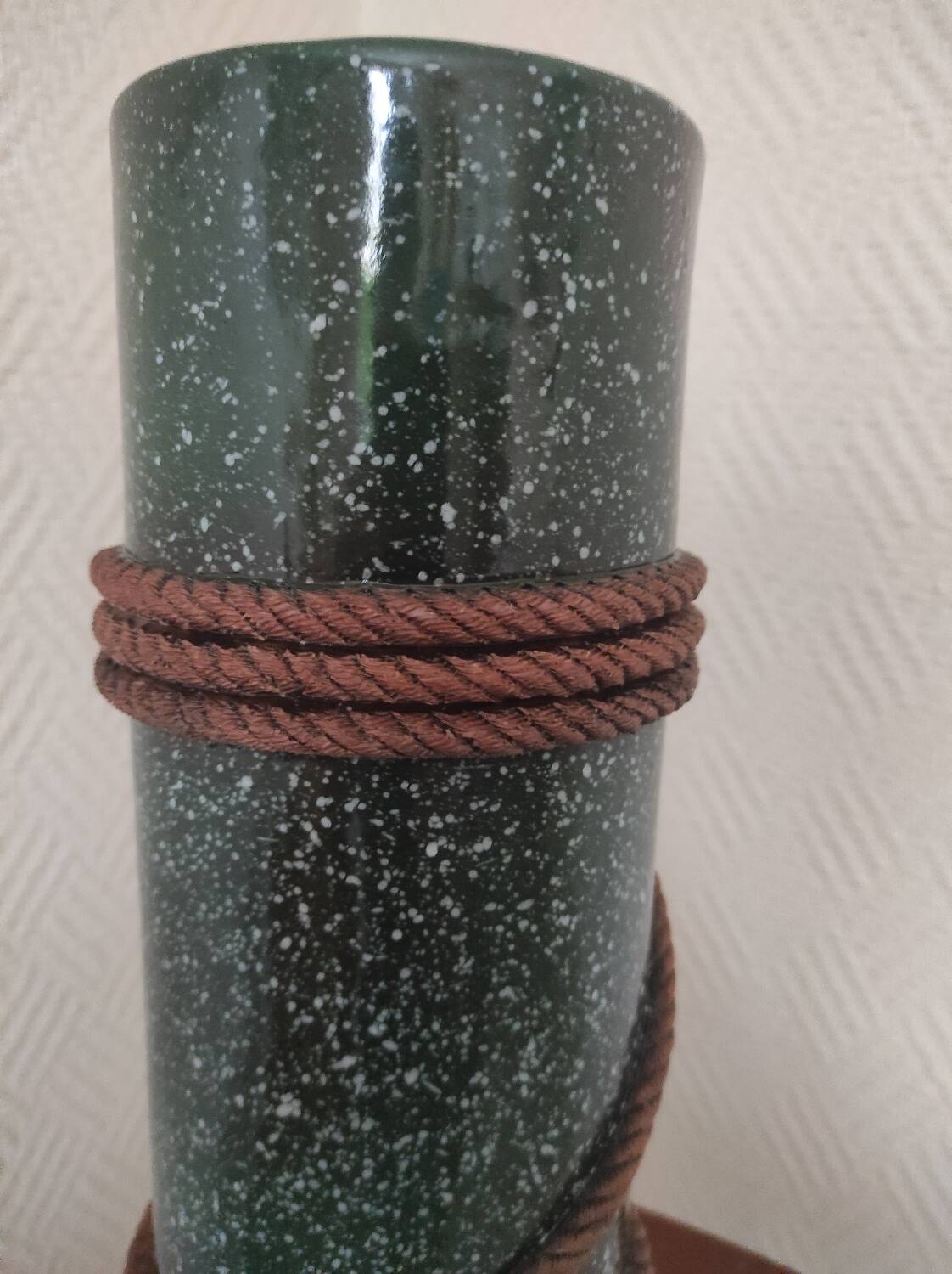 Nautical knot decor vase