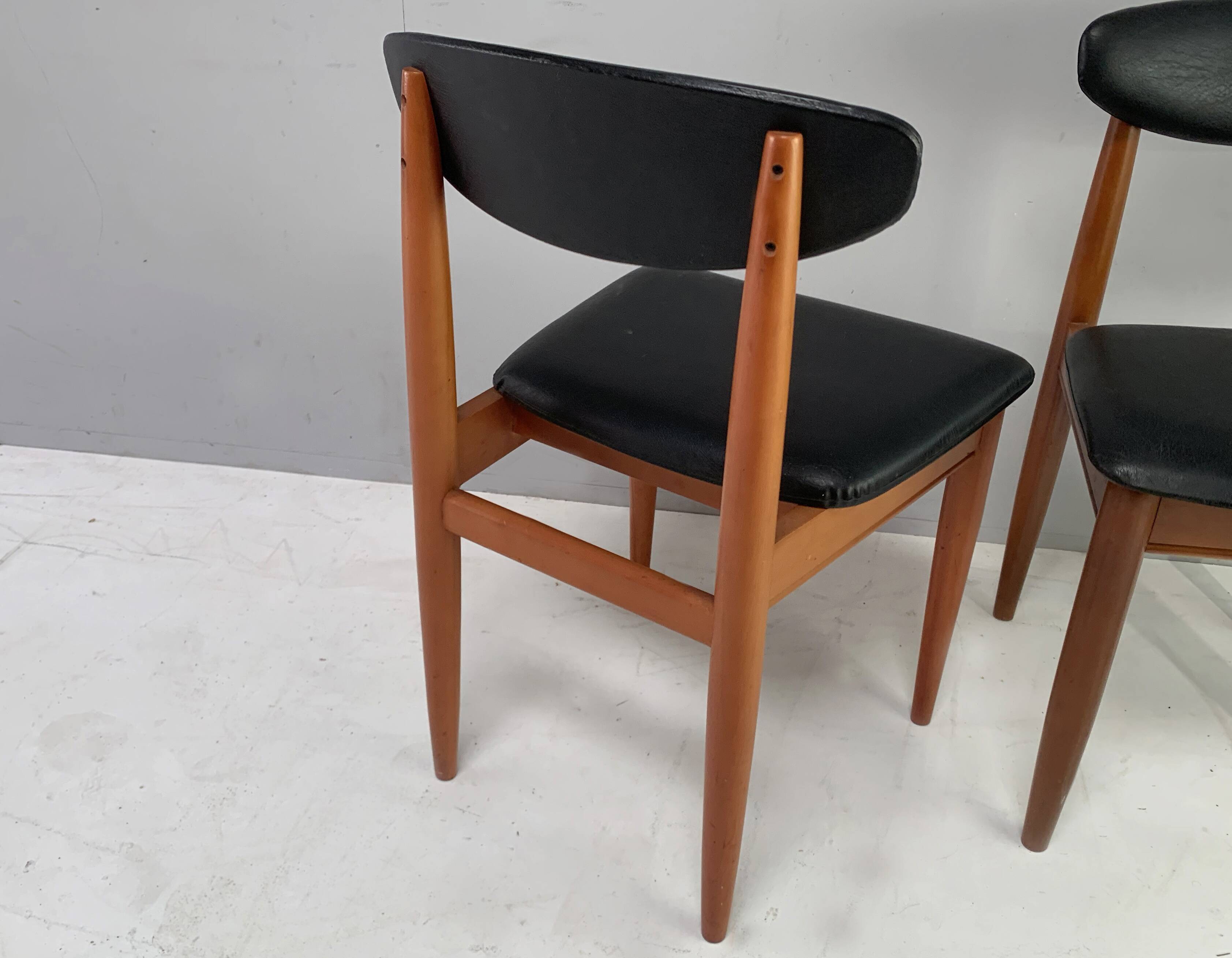 Set Of 4 1970’s Mid Century Dining Chairs By Schreiber