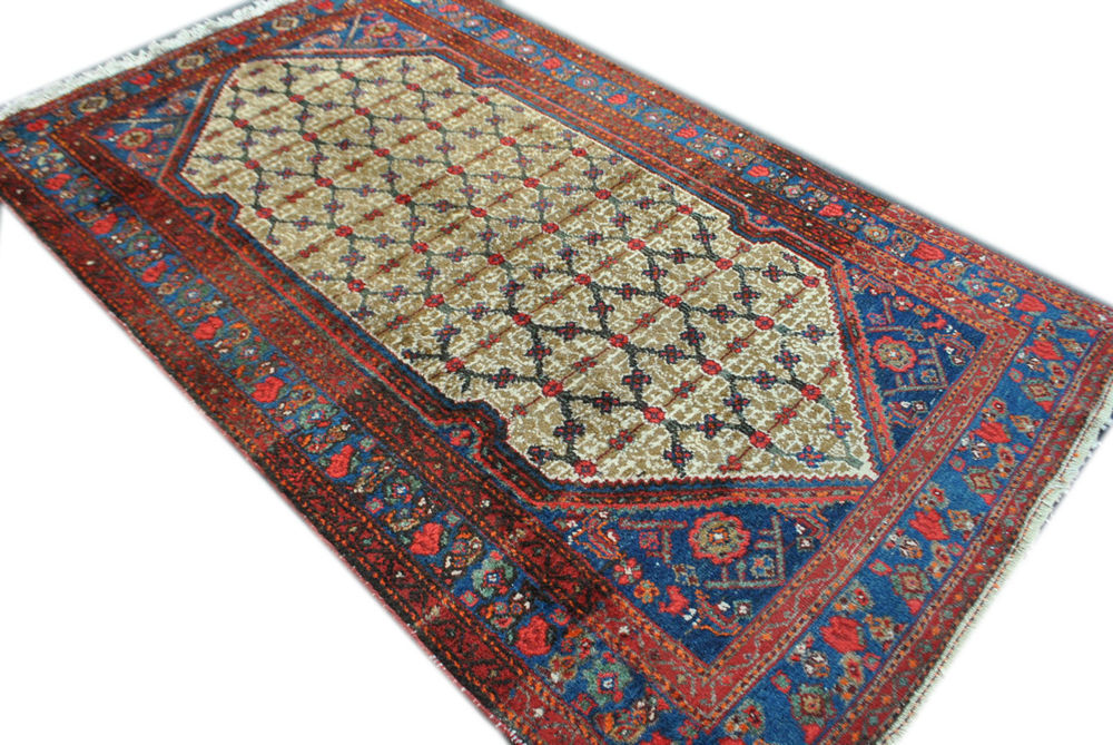 Authentic Persian rug from the mid-20th century size 119x196 cm