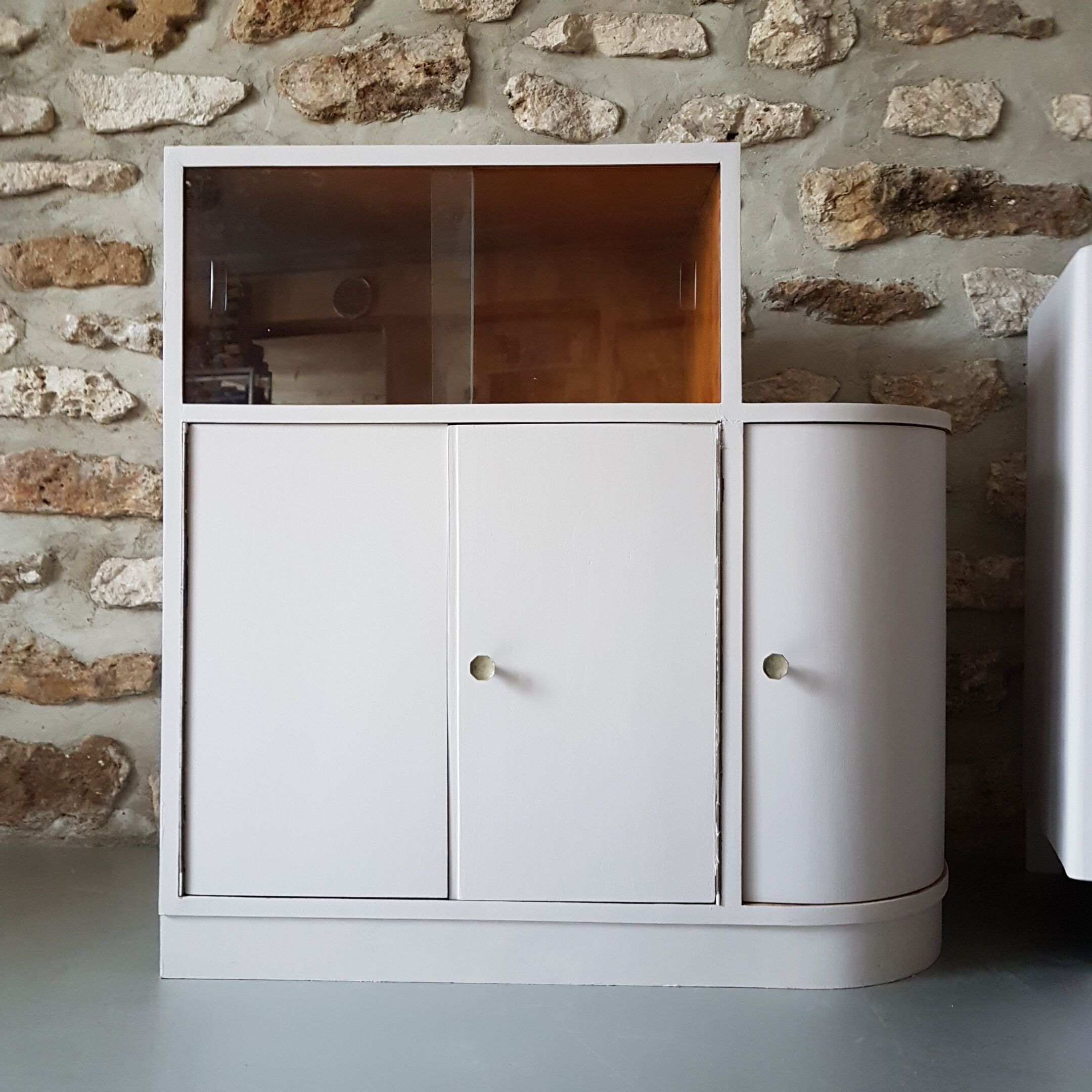 Rounded cabinet vintage beige