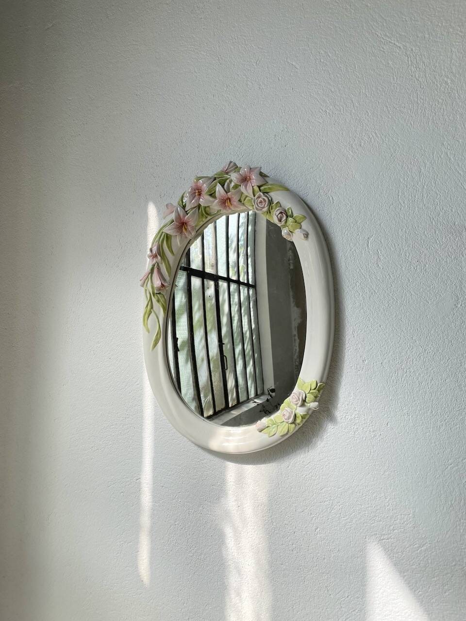 Italian style ceramic flower mirror