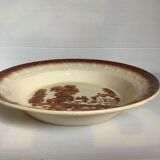 Earthenware dish with wolf mill stencil pattern