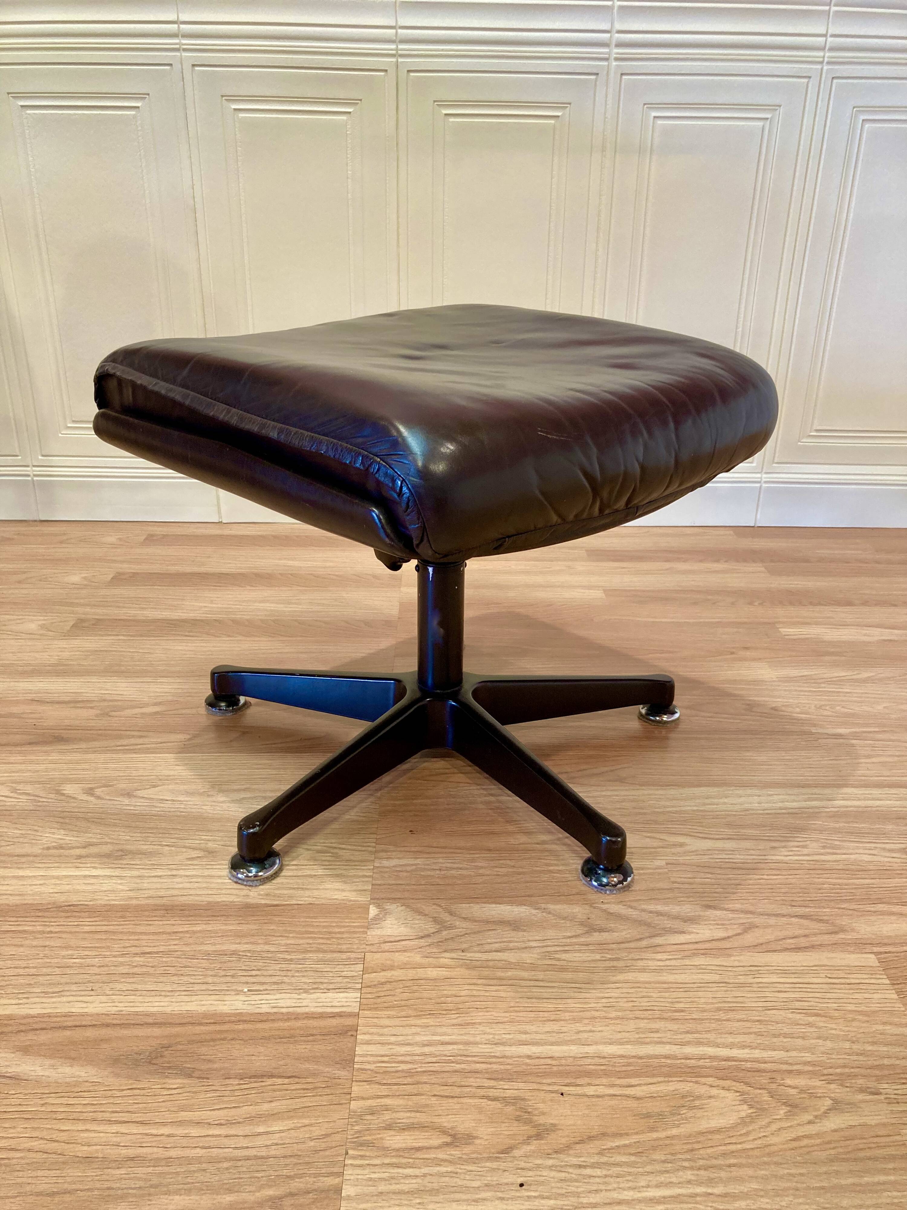 Armchair and ottoman "Drabert" for "Gerd Lange" design 1960.