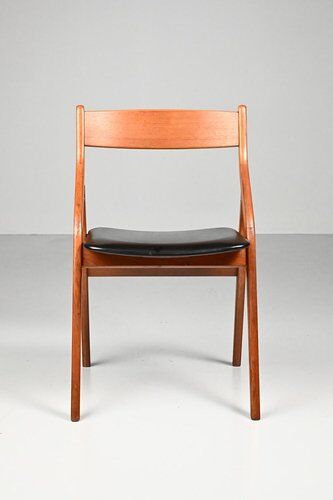 Folding Chair from Dyrlund