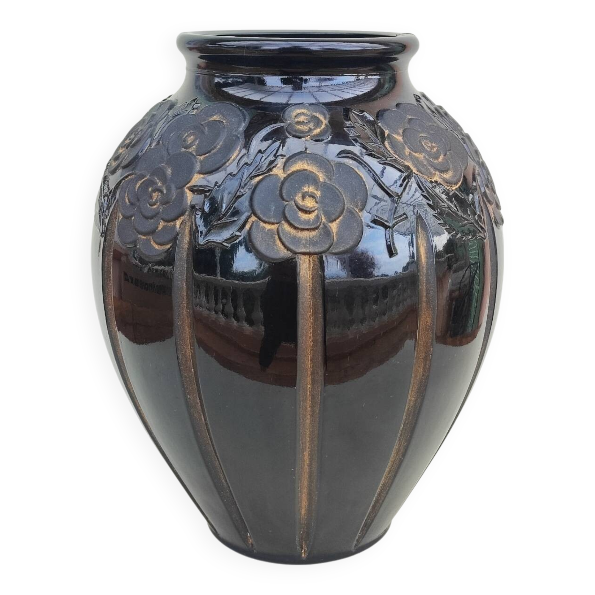 Black glass vase