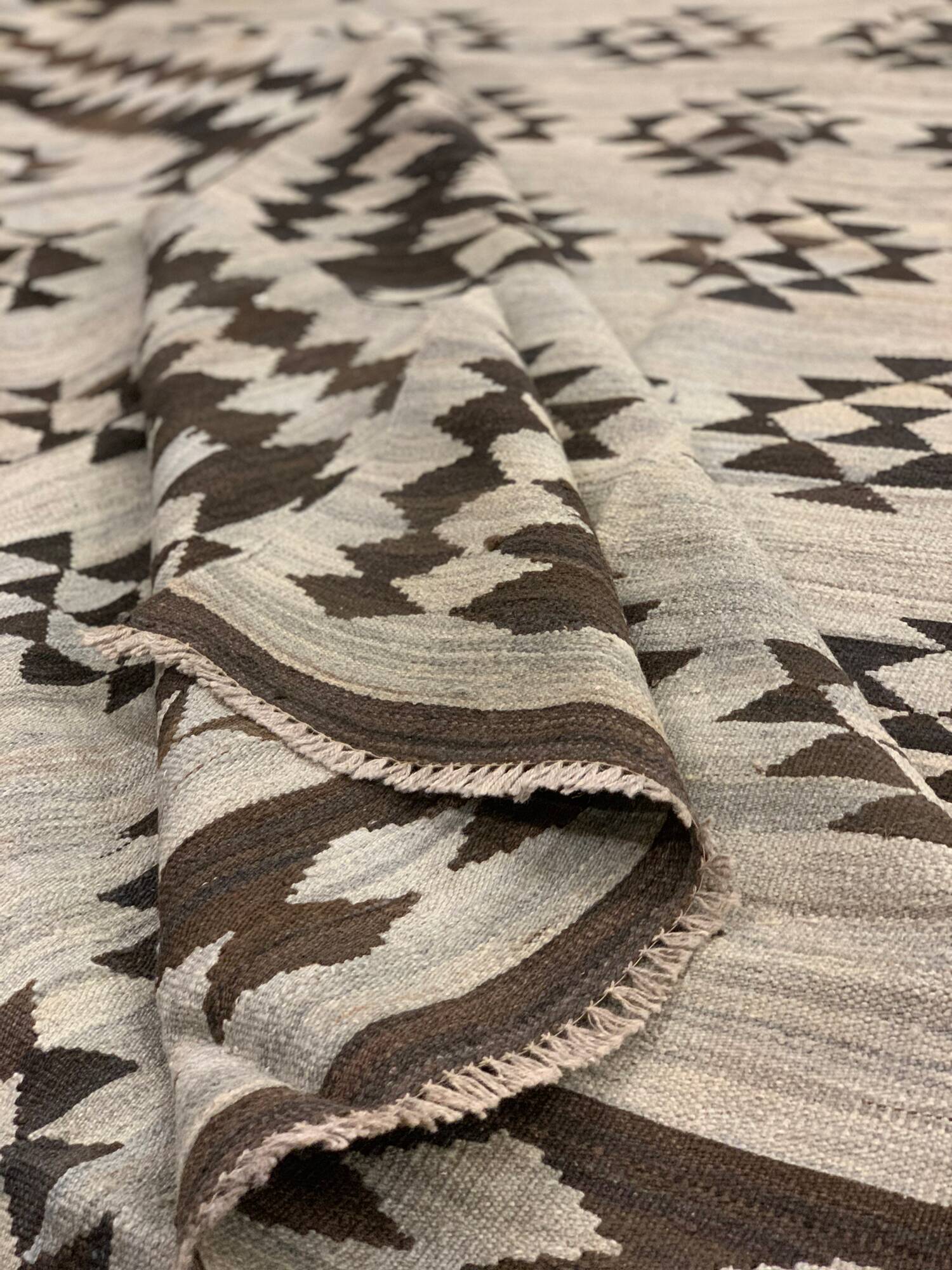 Large Neutral Wool Kilim Rug, Handmade Geometric Tribal Flatweave 294x259c