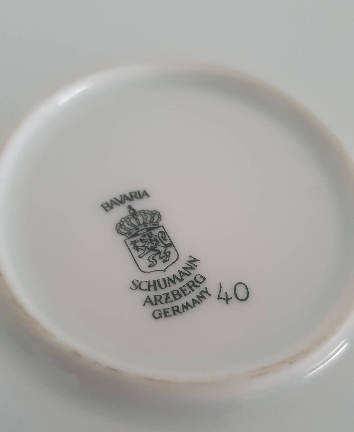Set of two round serving dishes - Arzberg Germany