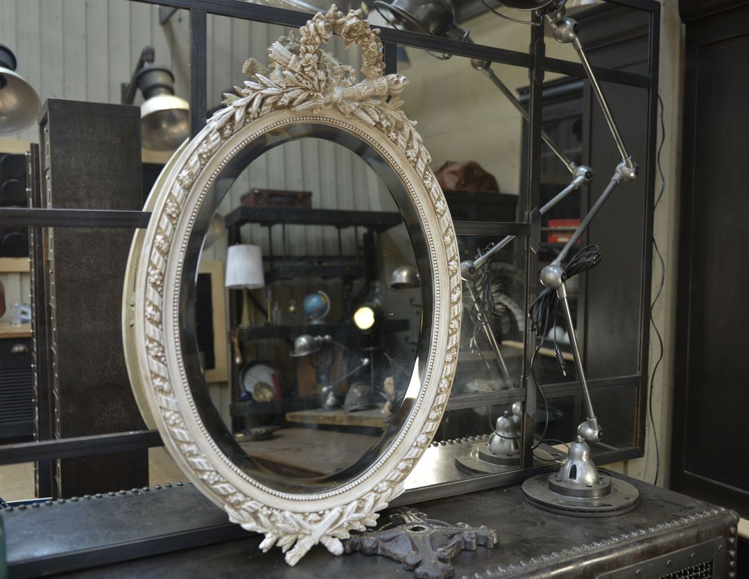 Oval mirror style Louis XVI 63x100cm