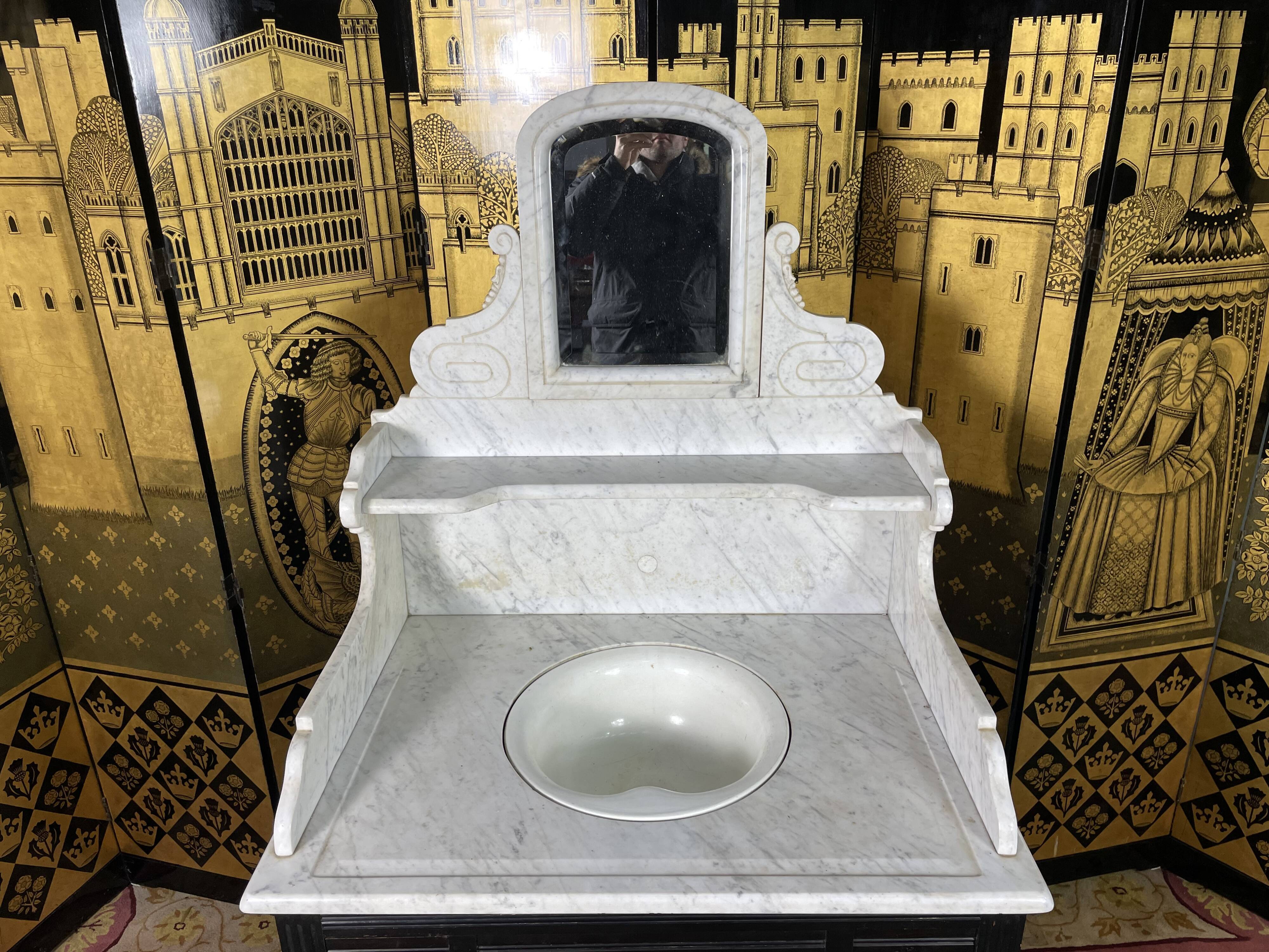 Meuble de toilette à vasque Napoléon III
