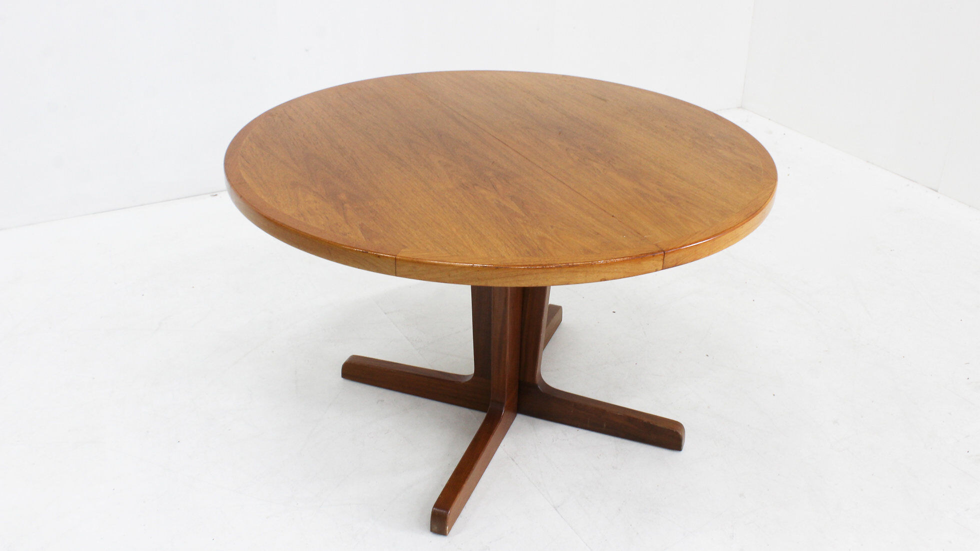 Vintage Danish round extendable dining table 1960s