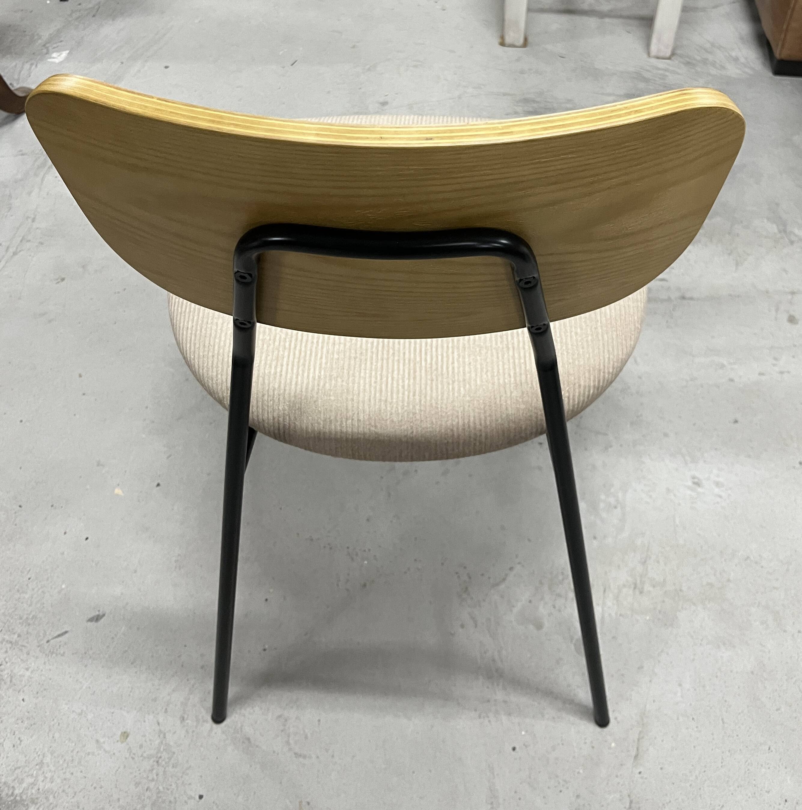 Destock chaise Eero NV Gallery