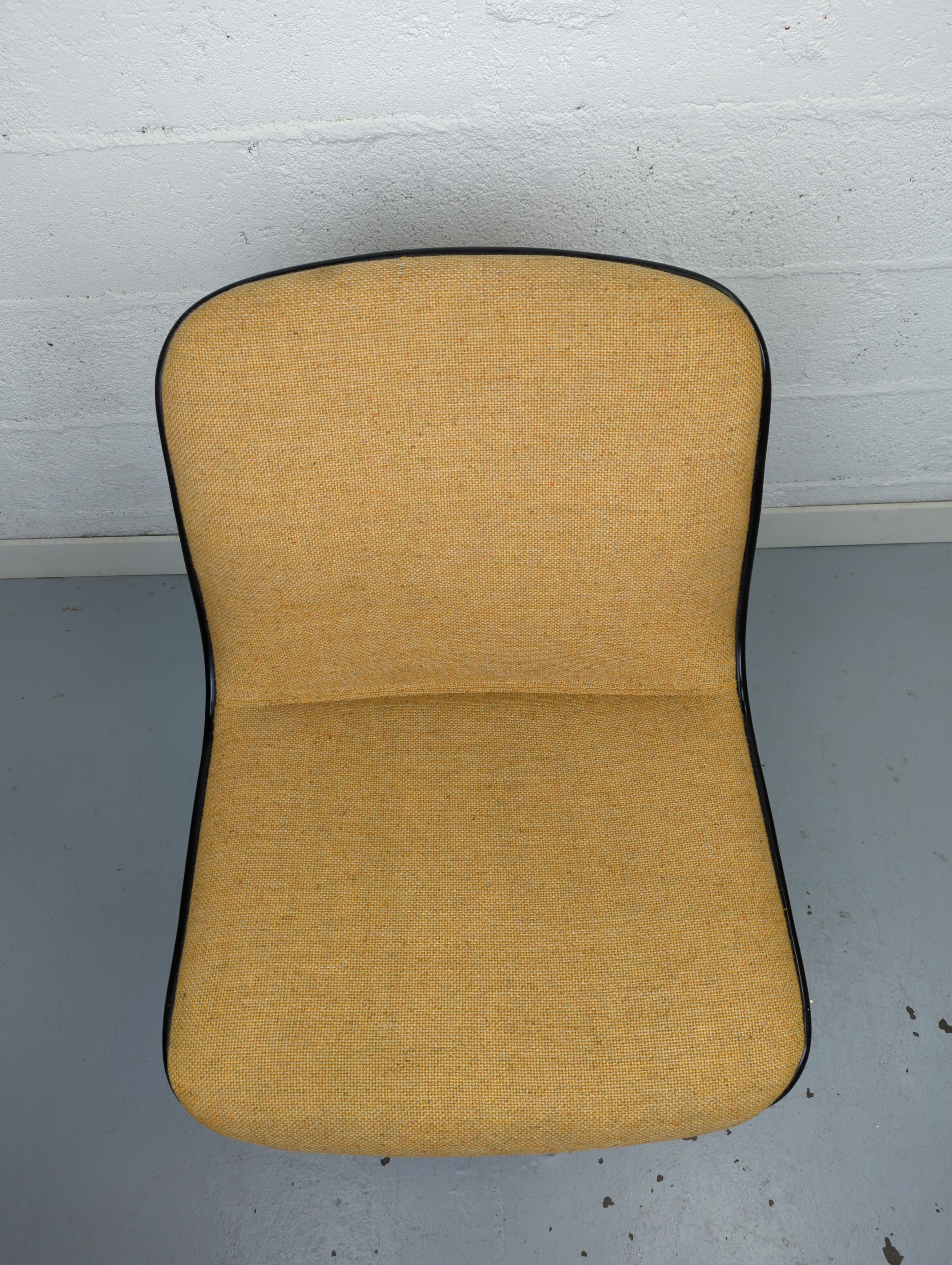 Strafor swivel office chair