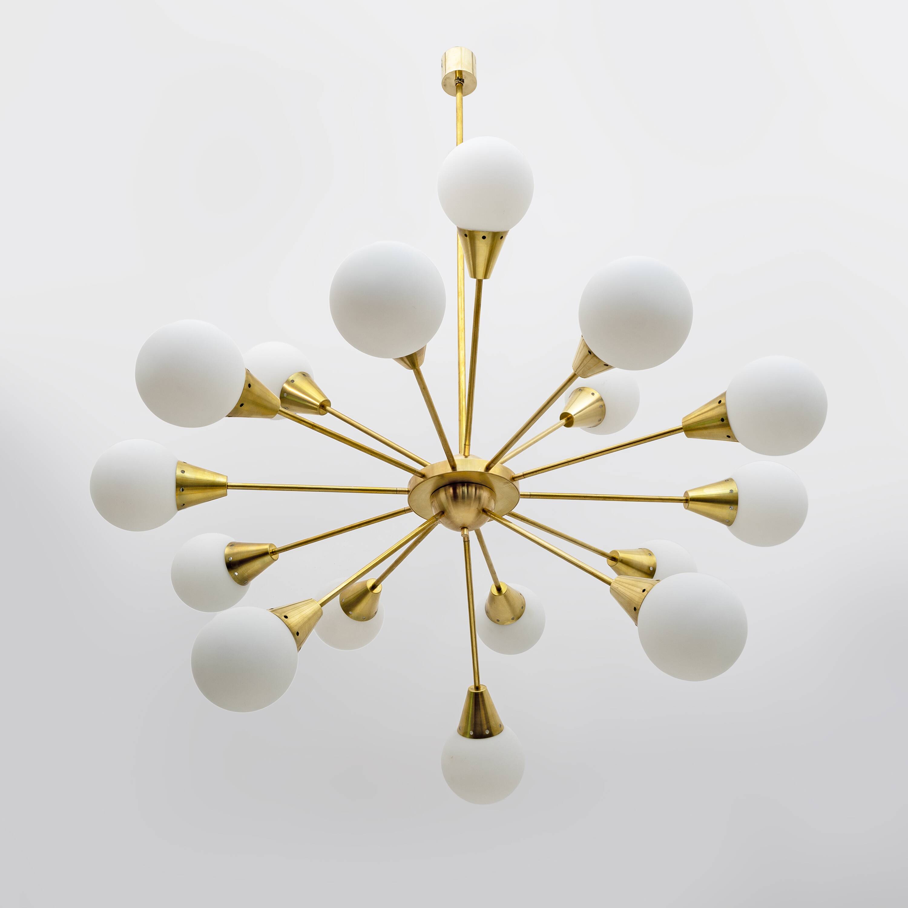 Mid-Century Modern Italian Brass and Glass Opaline Large Sputnik Chandelier