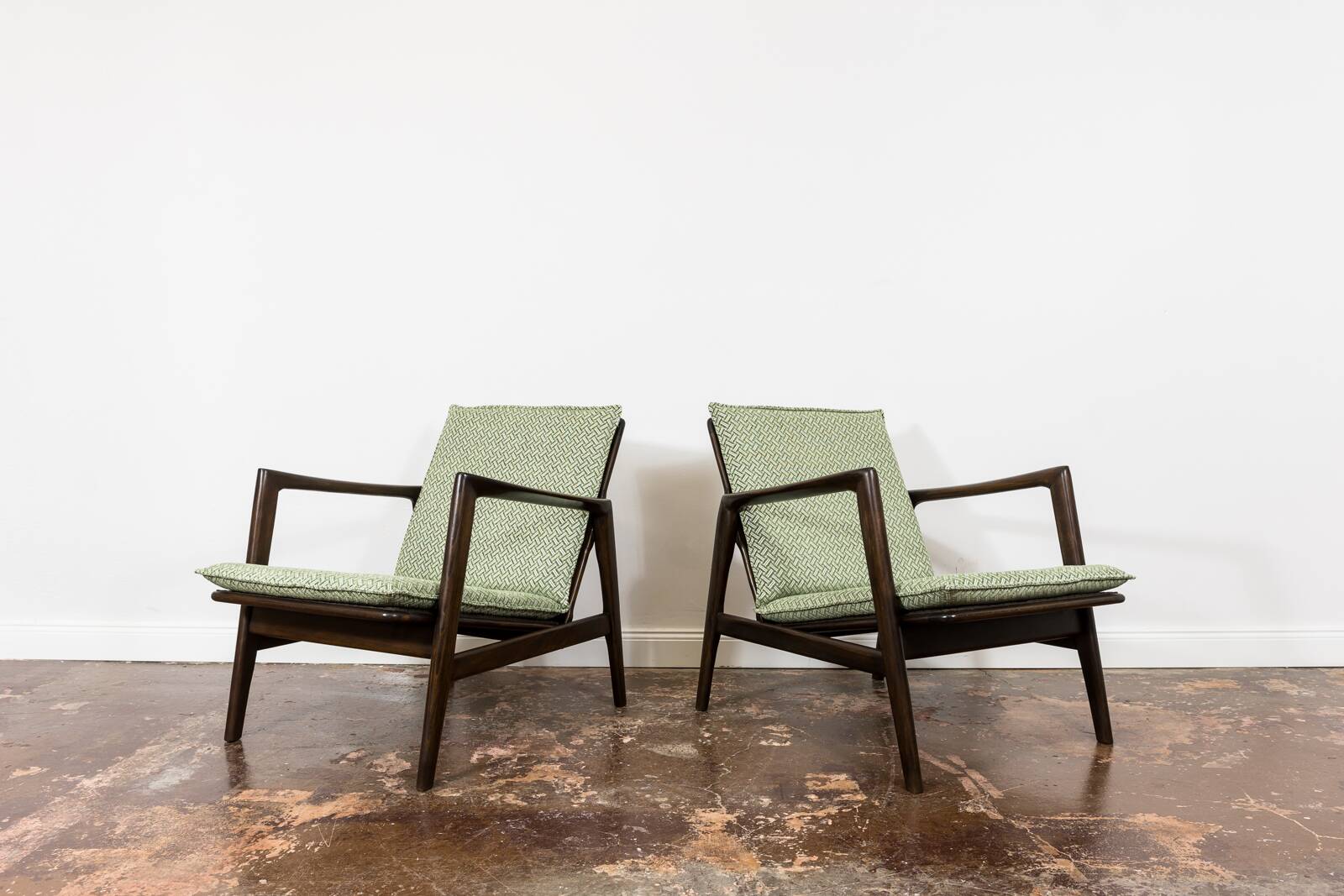 Pair Of Mid Century Armchairs Type 300 139, Poland, 1960s