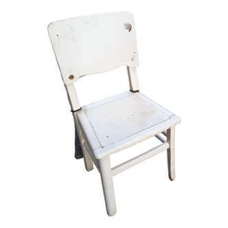 1 chaise de bistrot