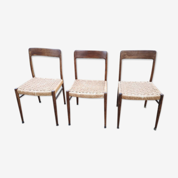 3 chaises scandinave Moller