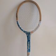 Raquette de tennis vintage