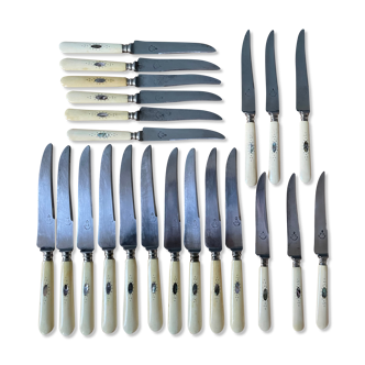 Set of 22 antique table knives
