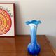 Vase en opaline bleu Tie & Dye design années 50-60