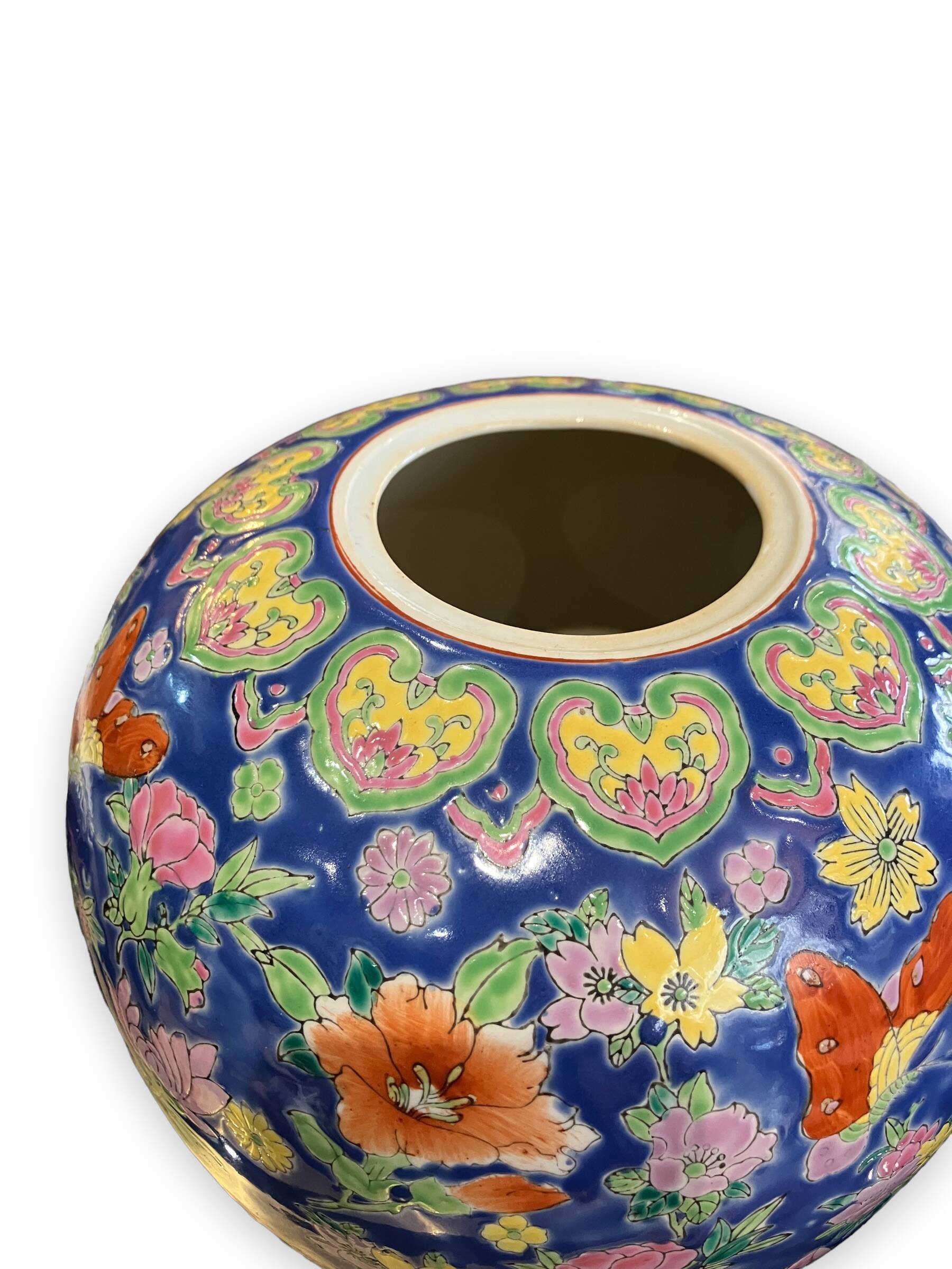 Chinese ginger pot porcelain blue background butterfly decor
