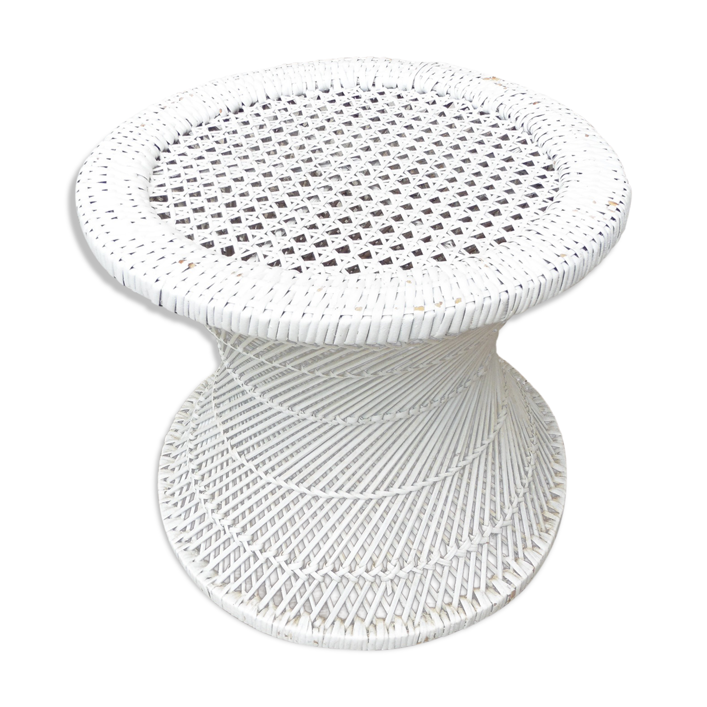 Diabolo rattan stool