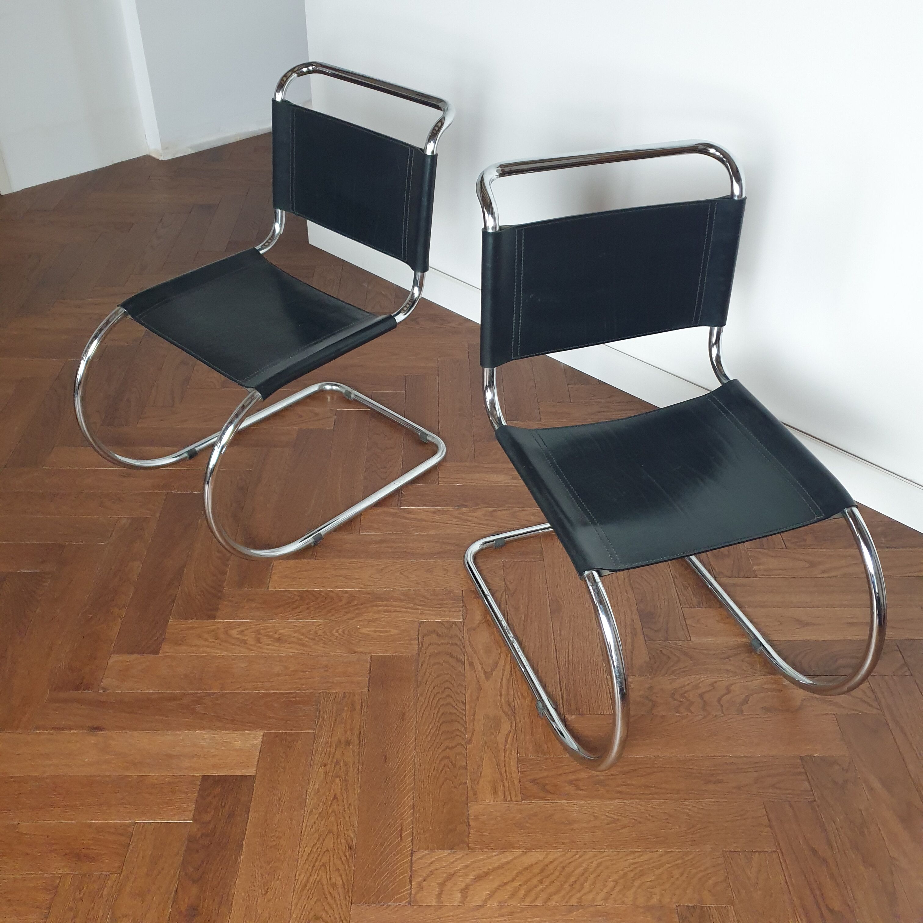 Chaise vintage cuir MR10 Mies Van Der Rohe