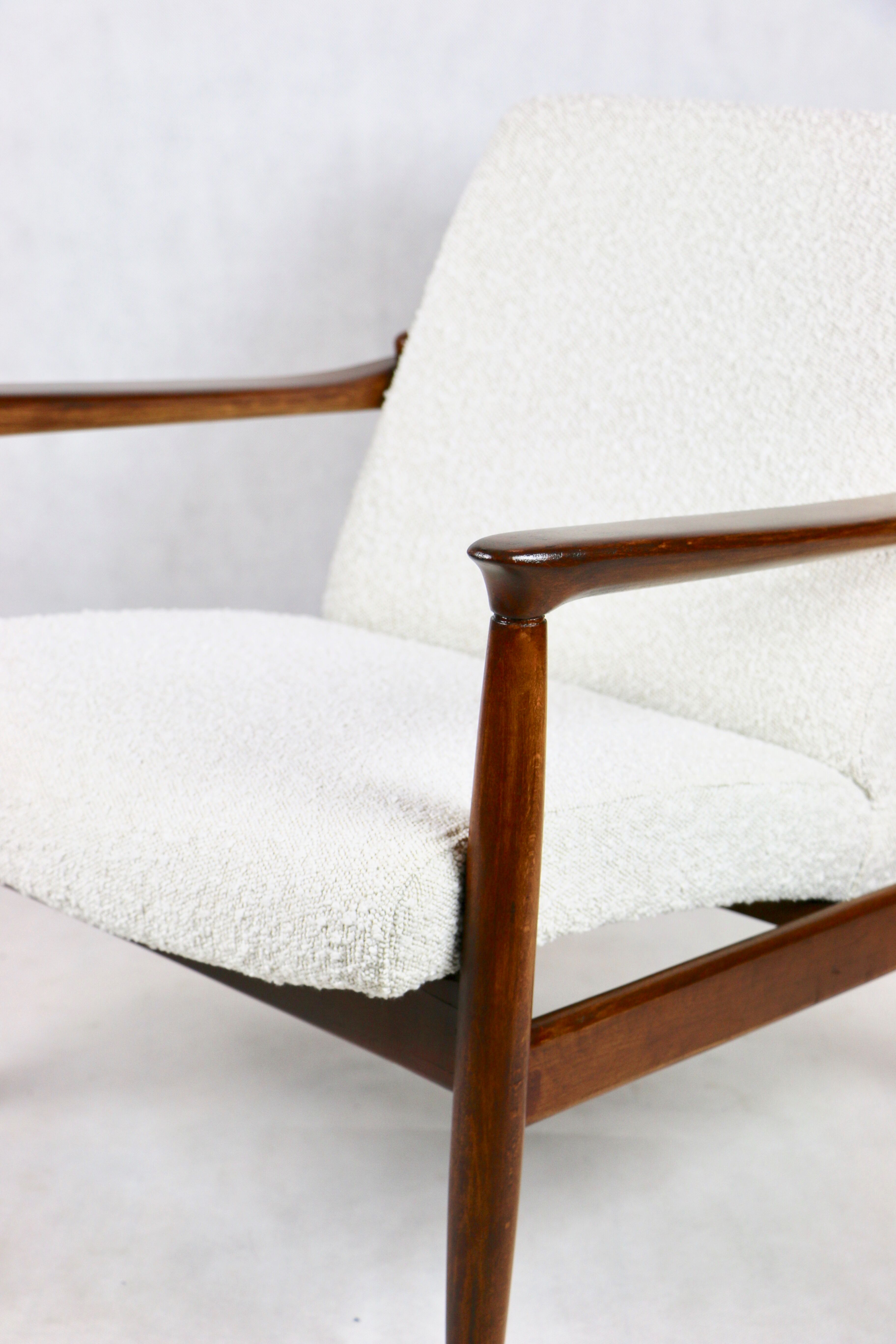 White Boucle GFM-64 armchair by Edmund Homa, 1970s